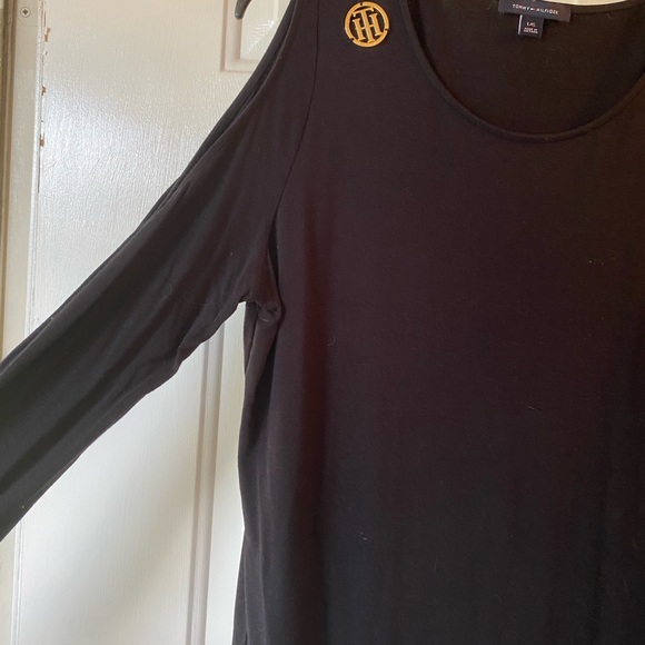 Tommy cold shoulder top - Picture 2 of 4